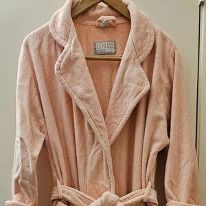 Heavyweight Peach Wmn's Terry Bathrobe - double lined cuffs, pockets, tie, hook